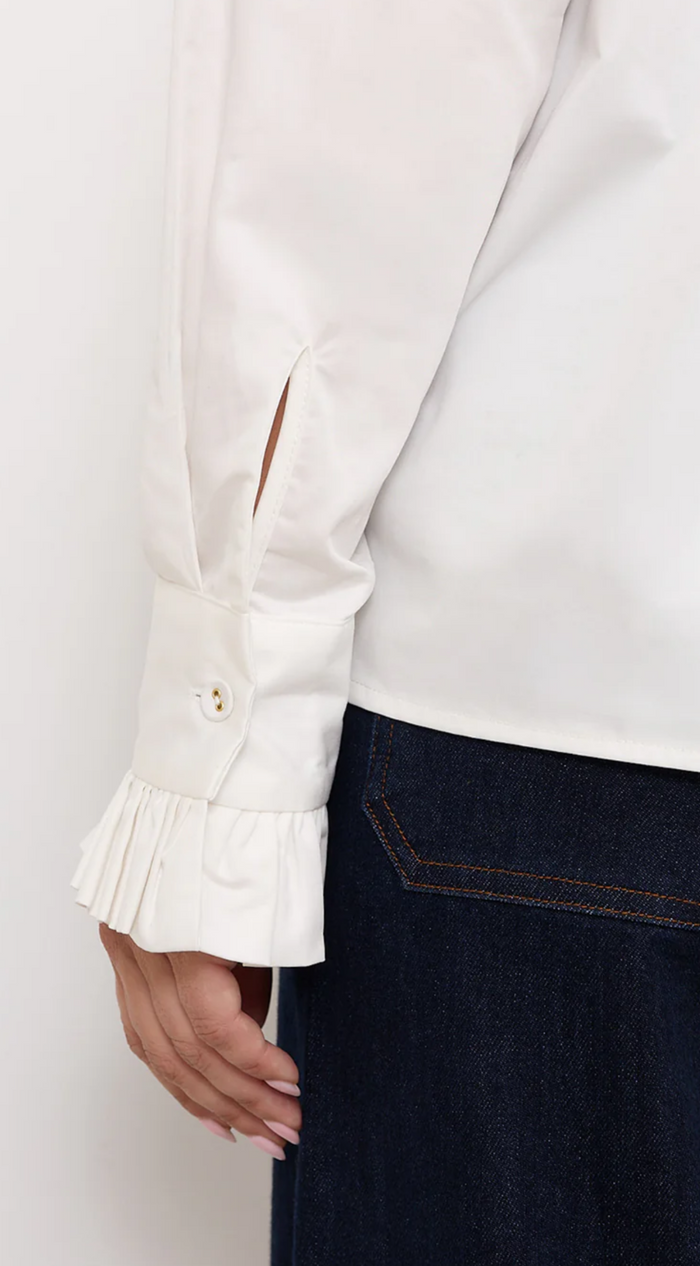 Adorne- Dante frill collar long sleeve poplin top