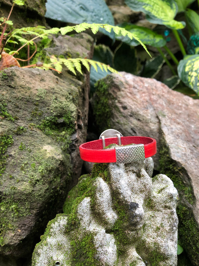 Leather Bracelet - Red with Hammered Disc