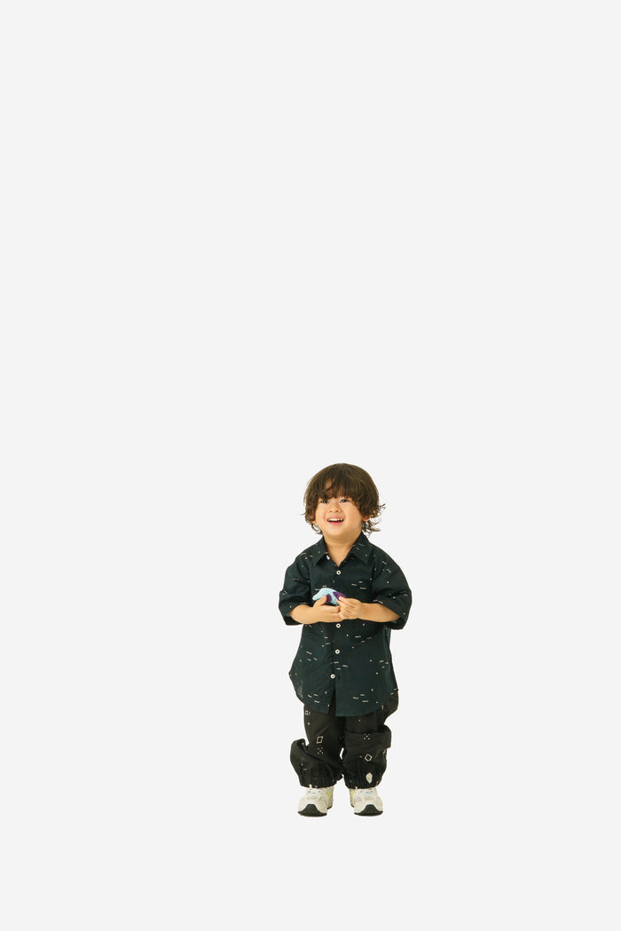 "Sejauh Mata Memandang X Tulus" - “Remedi” - Kids Shirt