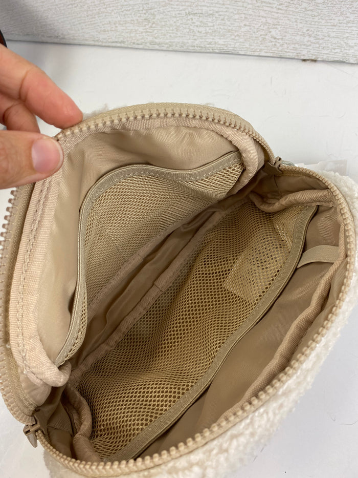 Belt Bag By Lole, Size: Small