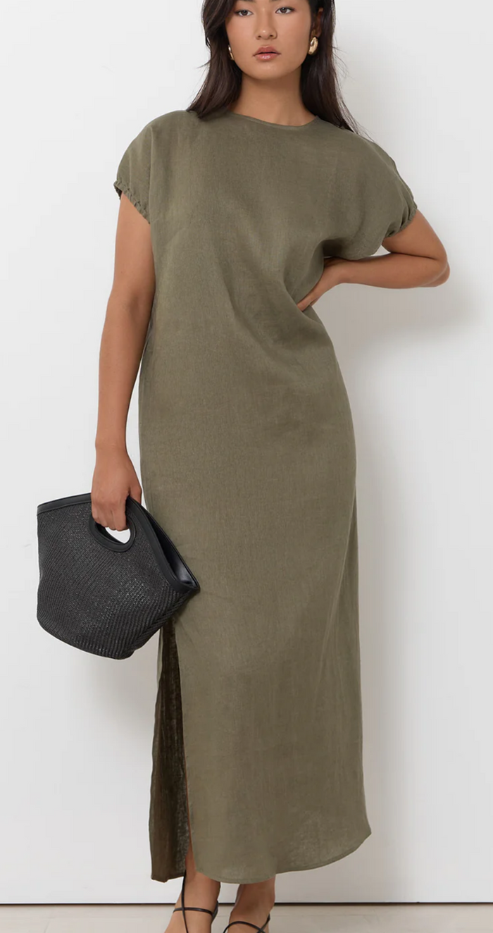 Adorne Skye Woven Small Bag in Black