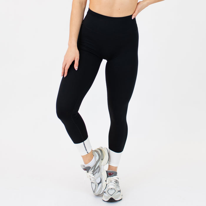 Black + White Ankle Dip Legging 25"- No Front Seam - High Rise by FLEO - 1