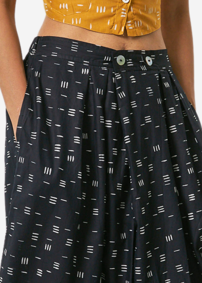 "Bambu" - Two Buttons Maxi Pants