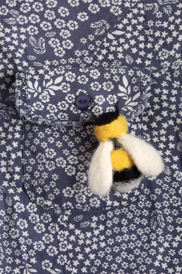 Bee Brooch Needle Felting Kit | Beginner Craft Kit