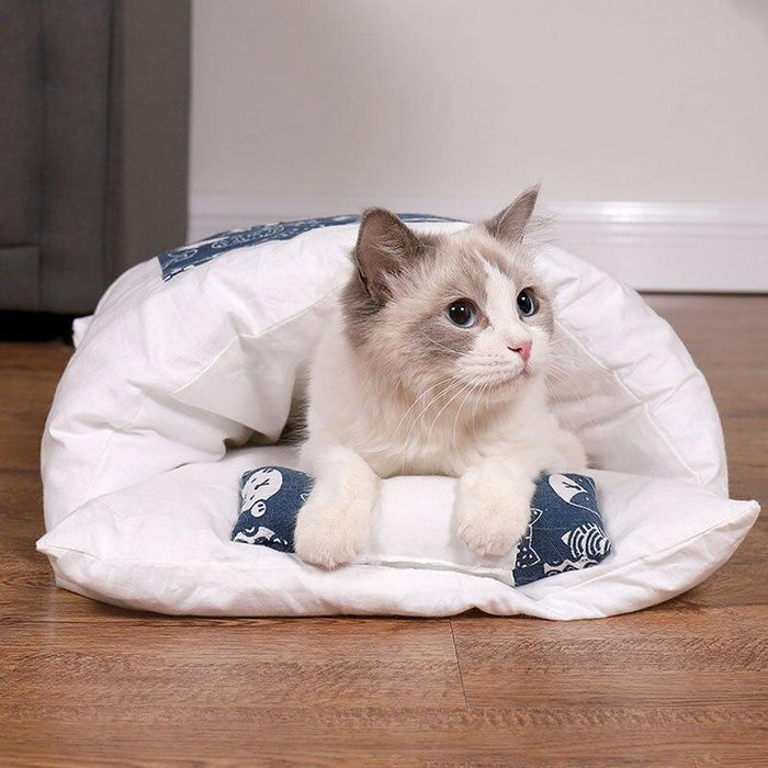 Cat sleeping bag