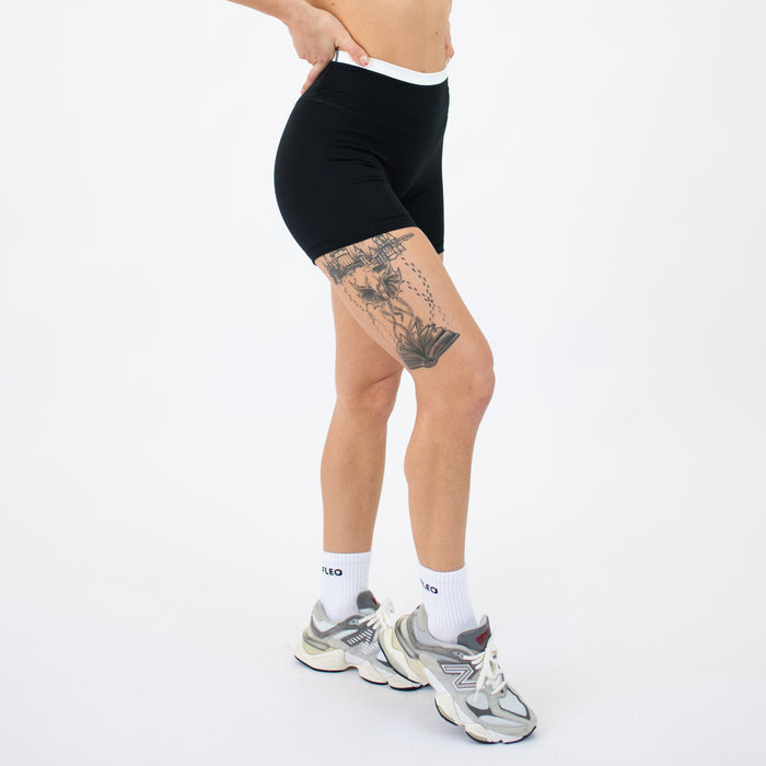 Black + White Contrast Core Short 5" - No Front Seam - High Rise by FLEO - 4