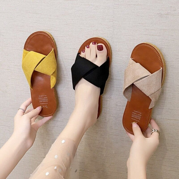 Criss-cross strap Sandals