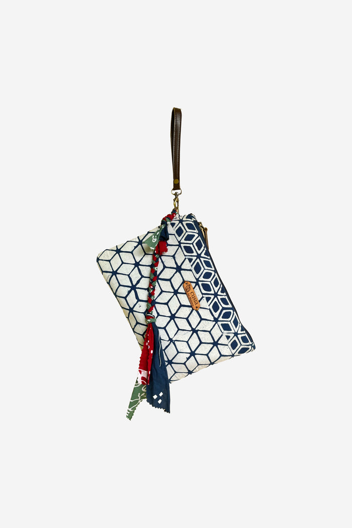 "Cusia" - Zipper Pouch
