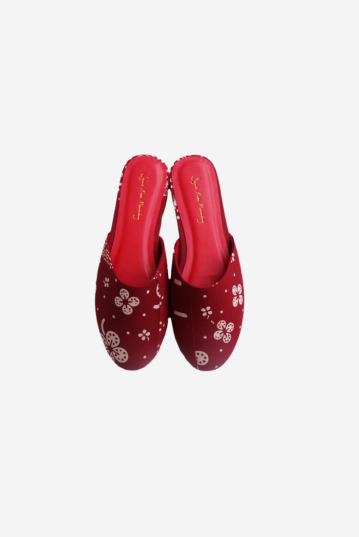 "Daur" - Slippers