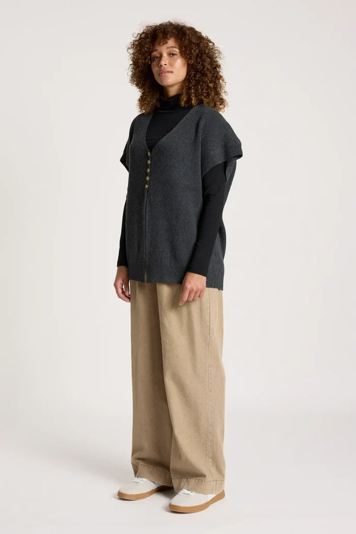Eb+Ive Berbe Vest Cardigan Charcoal