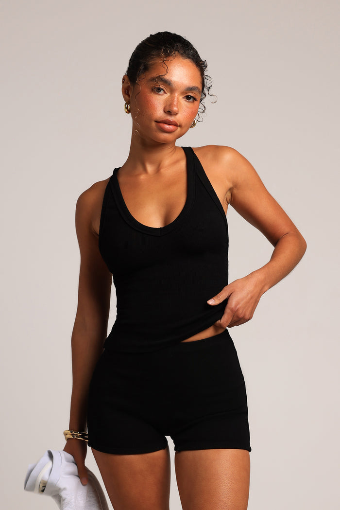 Form High-Rise 3" Shorts - Black