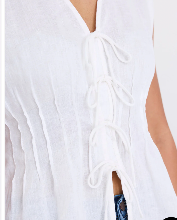 IVY AND JACK- Nouveau Ivory Linen Tie Front Vest