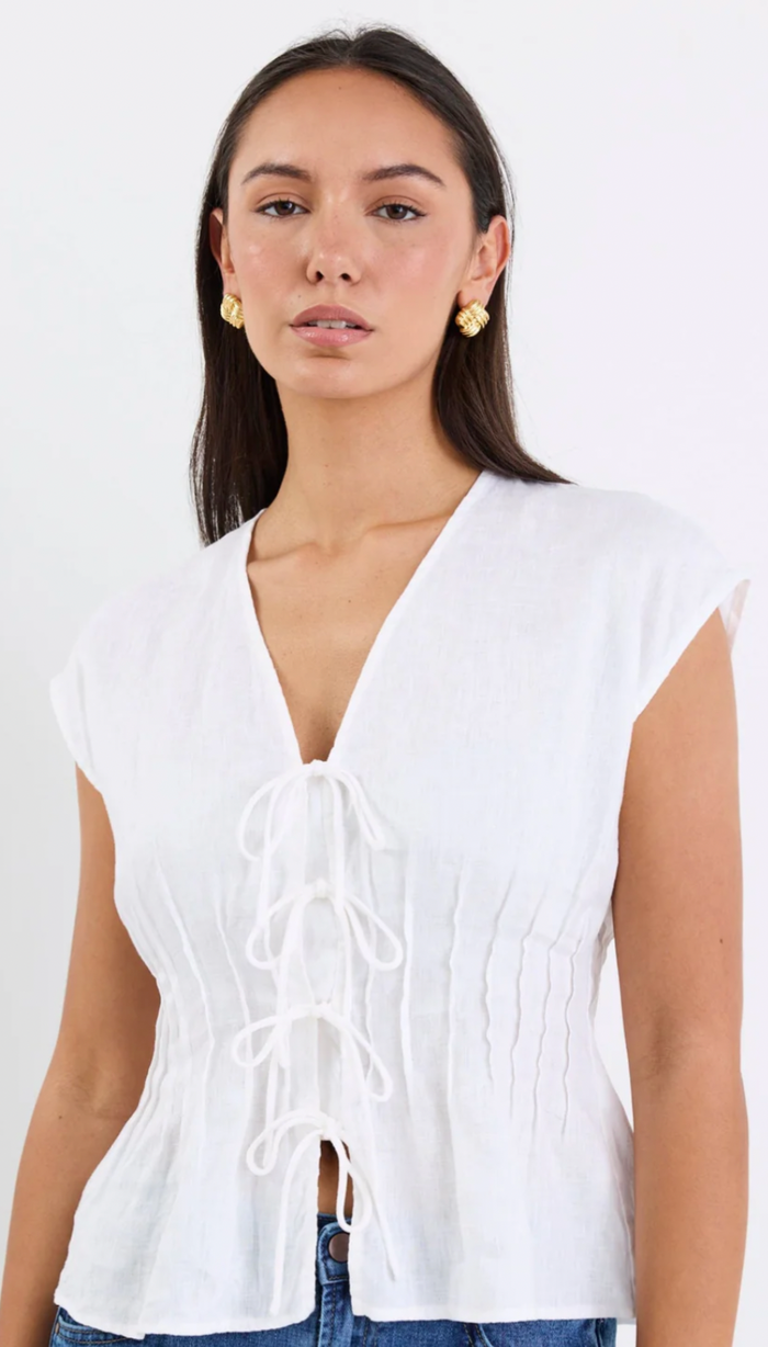 IVY AND JACK- Nouveau Ivory Linen Tie Front Vest