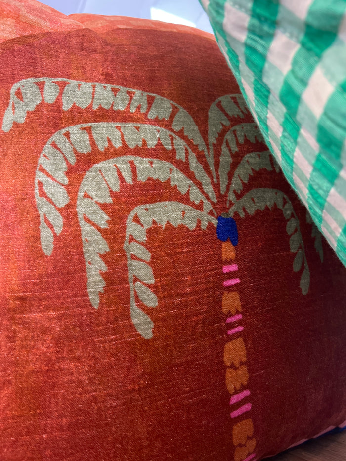 Rust palm