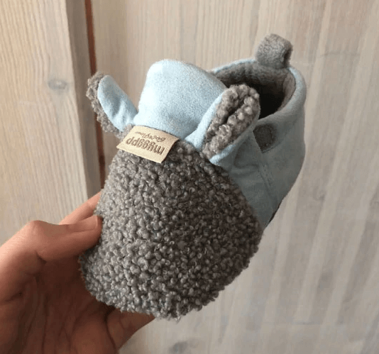 Lamb design baby shoes