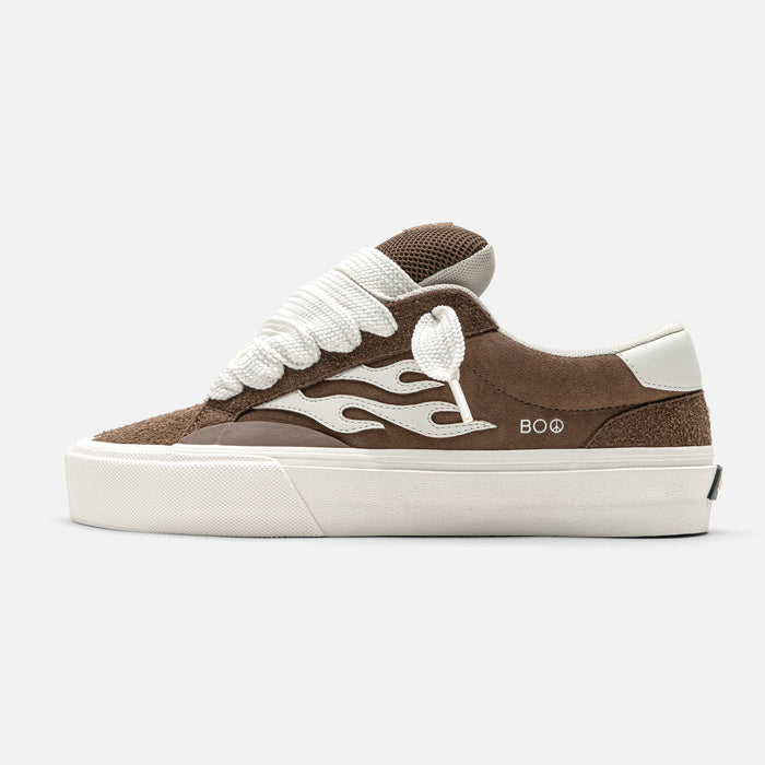 STRAYE Logan Puff Brown – side view low-top skate sneaker