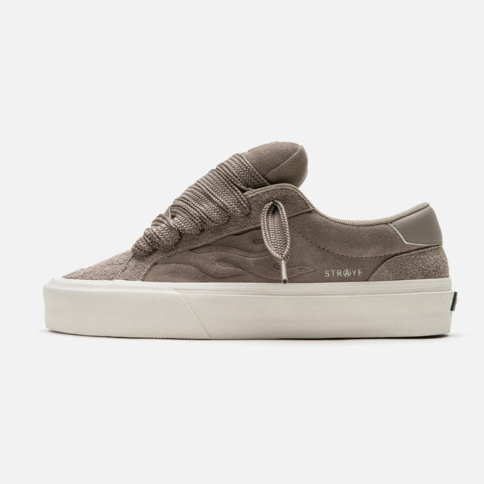 STRAYE Logan Puff Taupe Bevel – side view low-top skate sneaker