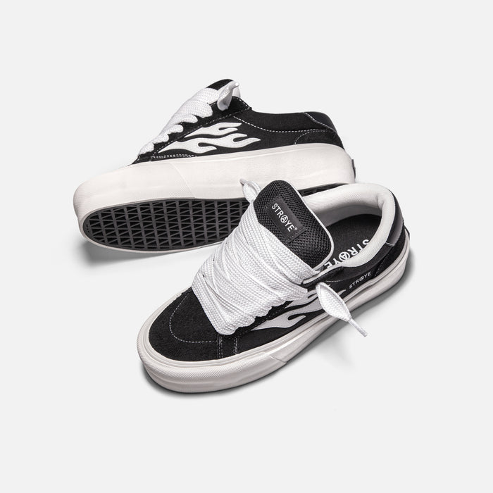 STRAYE Logan Stomper Black – angled lifestyle photo platform sneaker