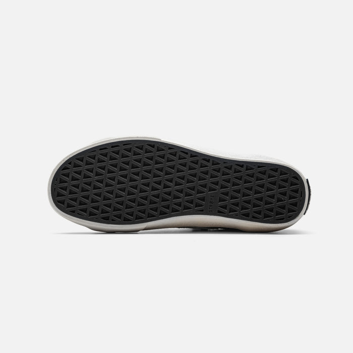 STRAYE Logan Stomper Brown – bottom view low-top platform sneaker