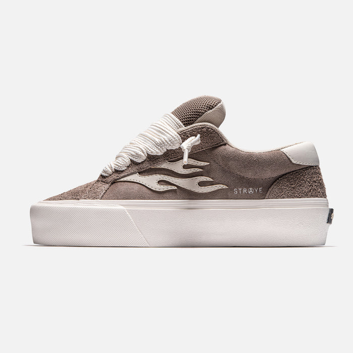 STRAYE Logan Stomper Taupe – side view low-top platform sneaker