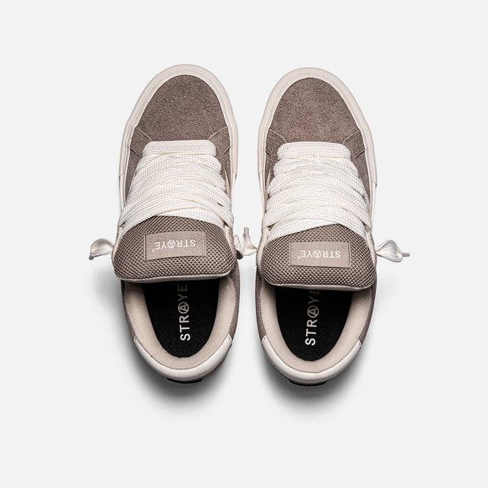 STRAYE Logan Stomper Taupe – top view low-top platform sneaker