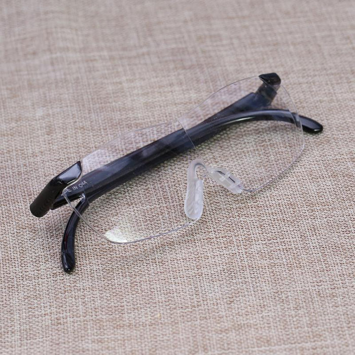 Magnifying Glasses | 250 degree vision