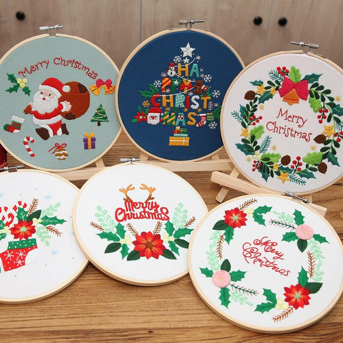 Merry Christmas Embroidery Set