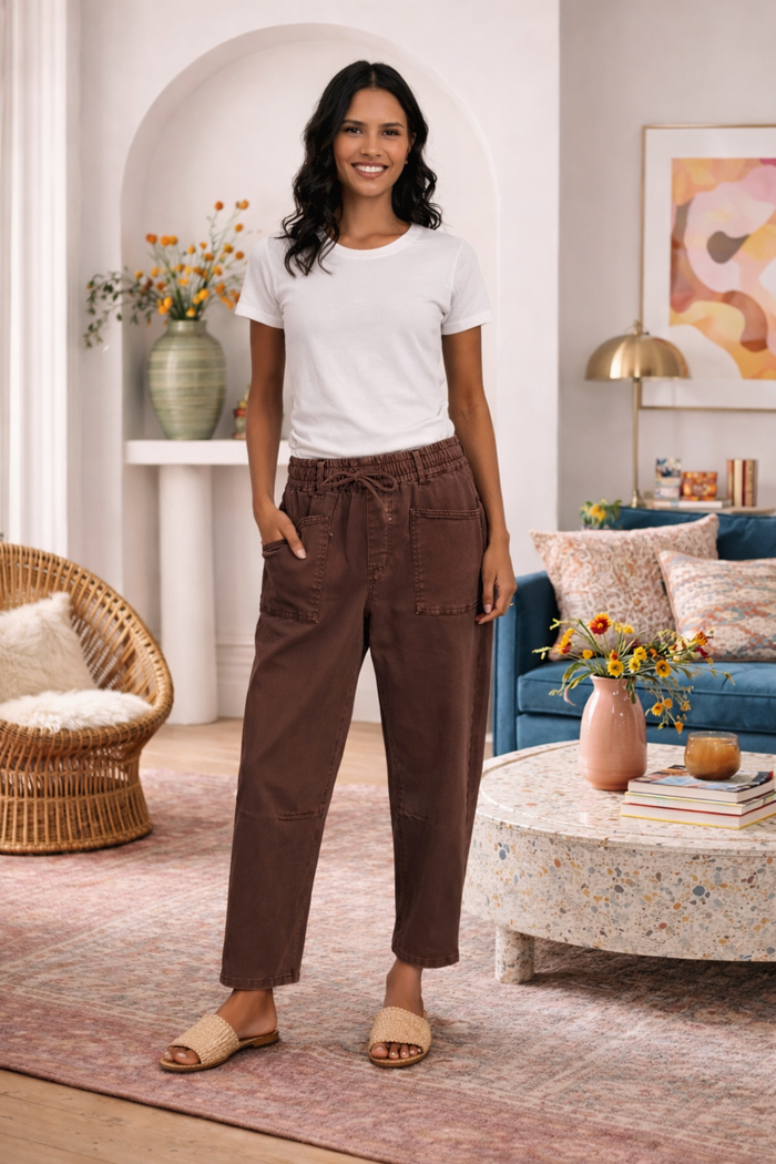Monaco Jeans Leo Barrel Pants in Chocolate Brown