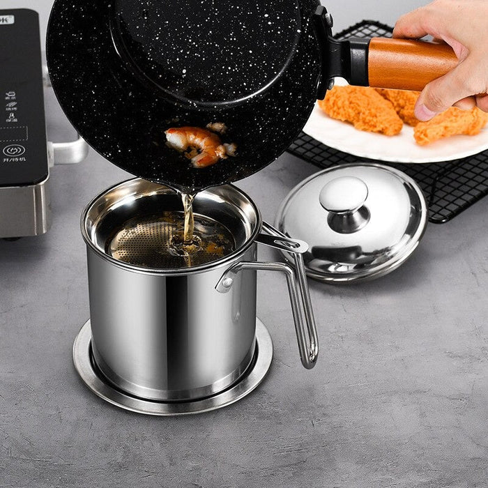 Oil filter bowl