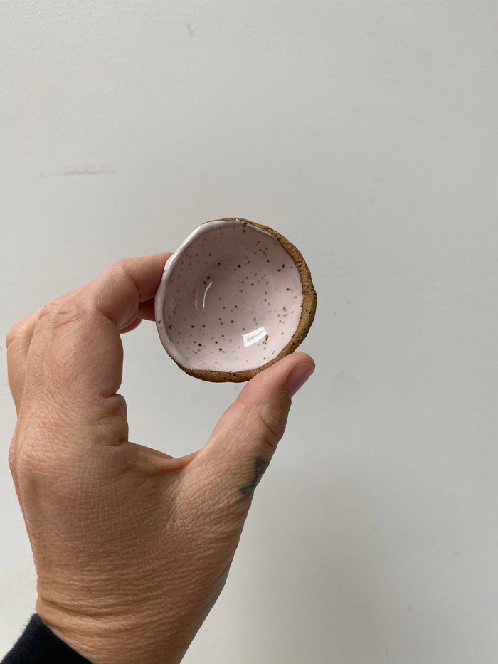 Pinch bowl, Ring dish