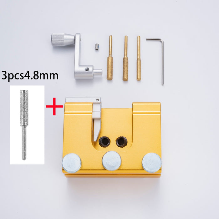 Portable chainsaw sharpener tool