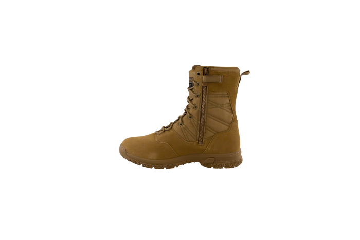Coyote military boot