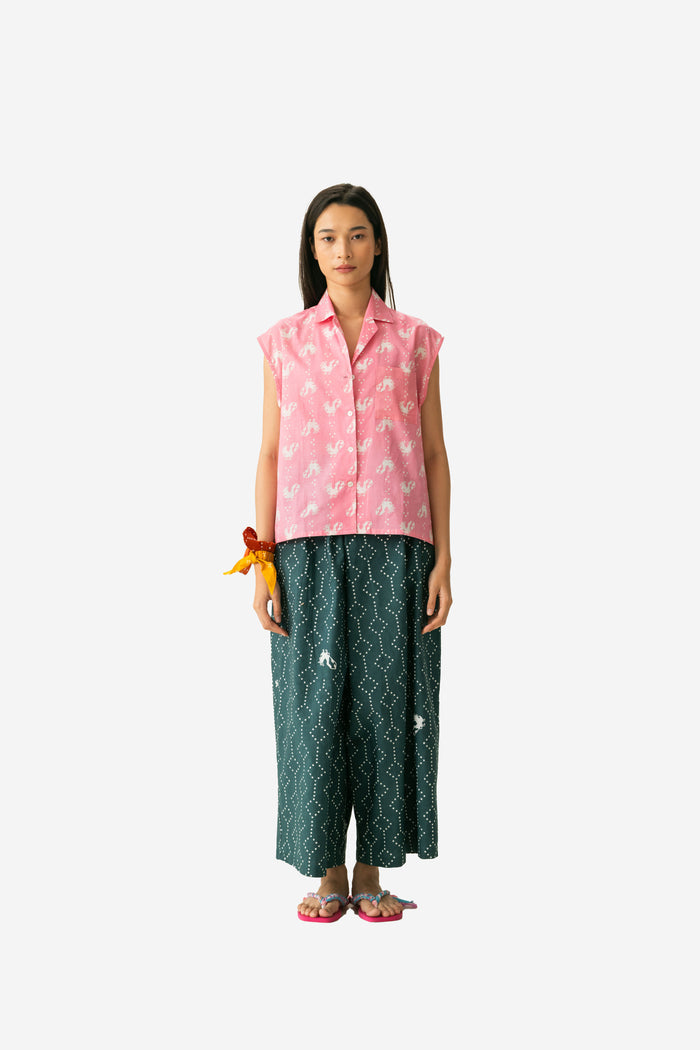 "Puspa" - Padma Sleeveless Shirt