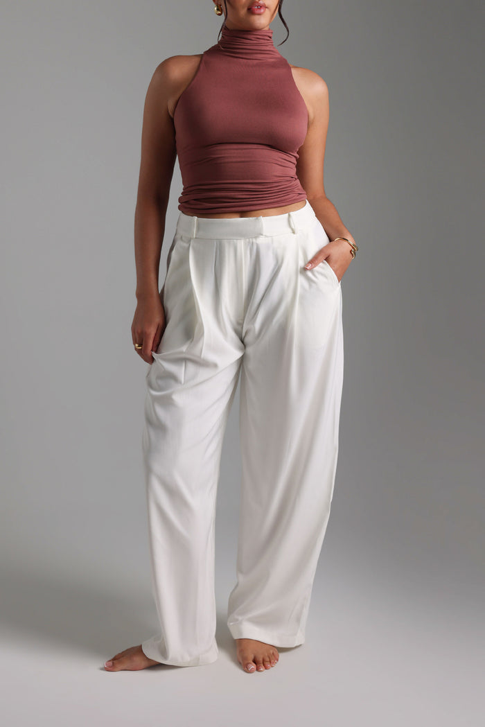 Refined Sleeveless Turtleneck T-Shirt - Vintage Berry
