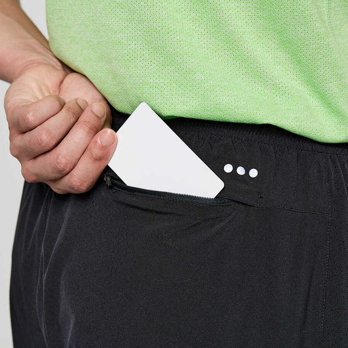 Saucony Outpace 5" Short | Black | Mens
