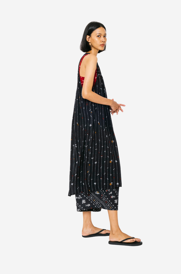 "Sejauh Mata Memandang X Dian Sastrowardoyo" "Tumbuh" - Adem Dress