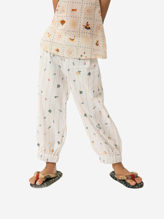 "Sejauh Mata Memandang X Dian Sastrowardoyo" "Tumbuh" - Kids Kerut Pants