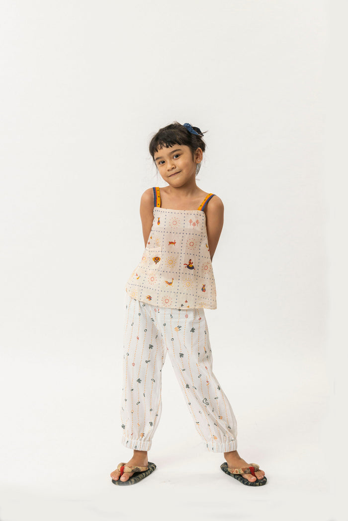 "Sejauh Mata Memandang X Dian Sastrowardoyo" "Tumbuh" - Kids Kerut Pants