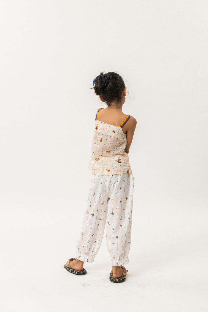 "Sejauh Mata Memandang X Dian Sastrowardoyo" "Tumbuh" - Kids Kerut Pants