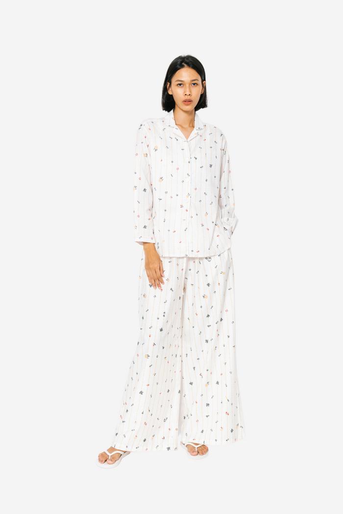 "Sejauh Mata Memandang X Dian Sastrowardoyo" "Tumbuh" - Woman's Tilem Pajama Top