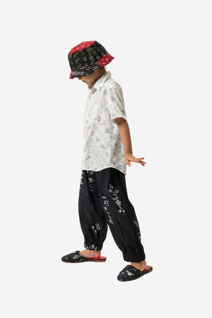 "Sejauh Mata Memandang X Dian Sastrowardoyo" "Tumbuh" Acak - Kids Kerut Pants