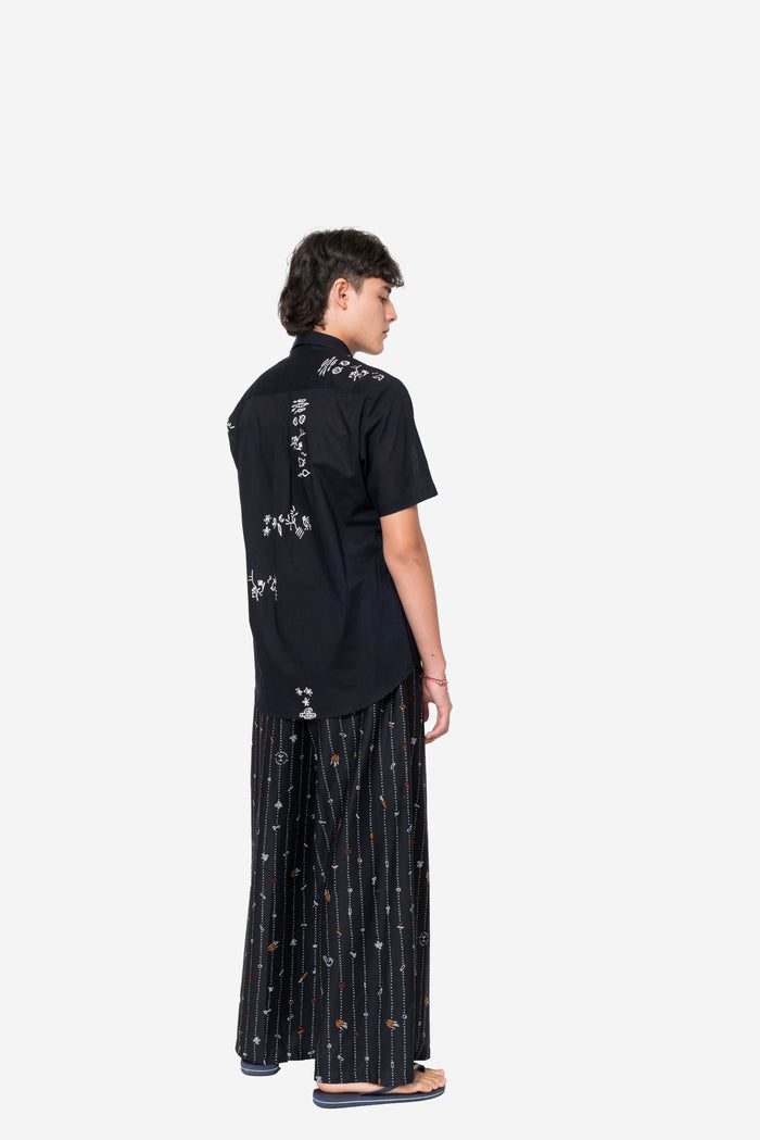 "Sejauh Mata Memandang X Dian Sastrowardoyo" "Tumbuh" Acak - Short Sleeve Shirt