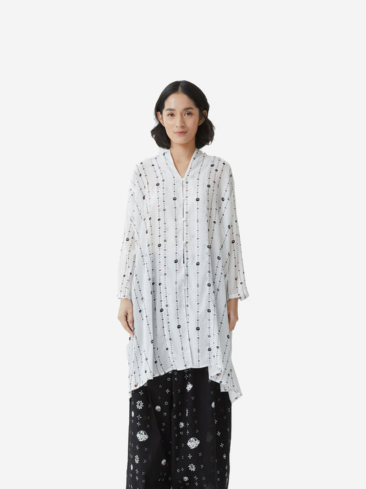 ”Sejauh Mata Memandang X Eko Nugroho” "Mata-Mata" - Kebaya Panjang