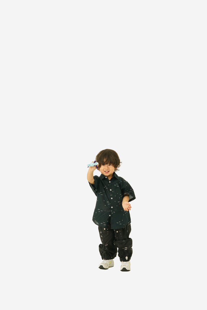 "Sejauh Mata Memandang X Tulus" - “Remedi” - Kids Shirt