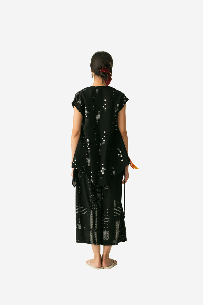 "Sejauh Mata Memandang X Tulus" - "Ruang Sendiri 2" - Ruffle Outwear