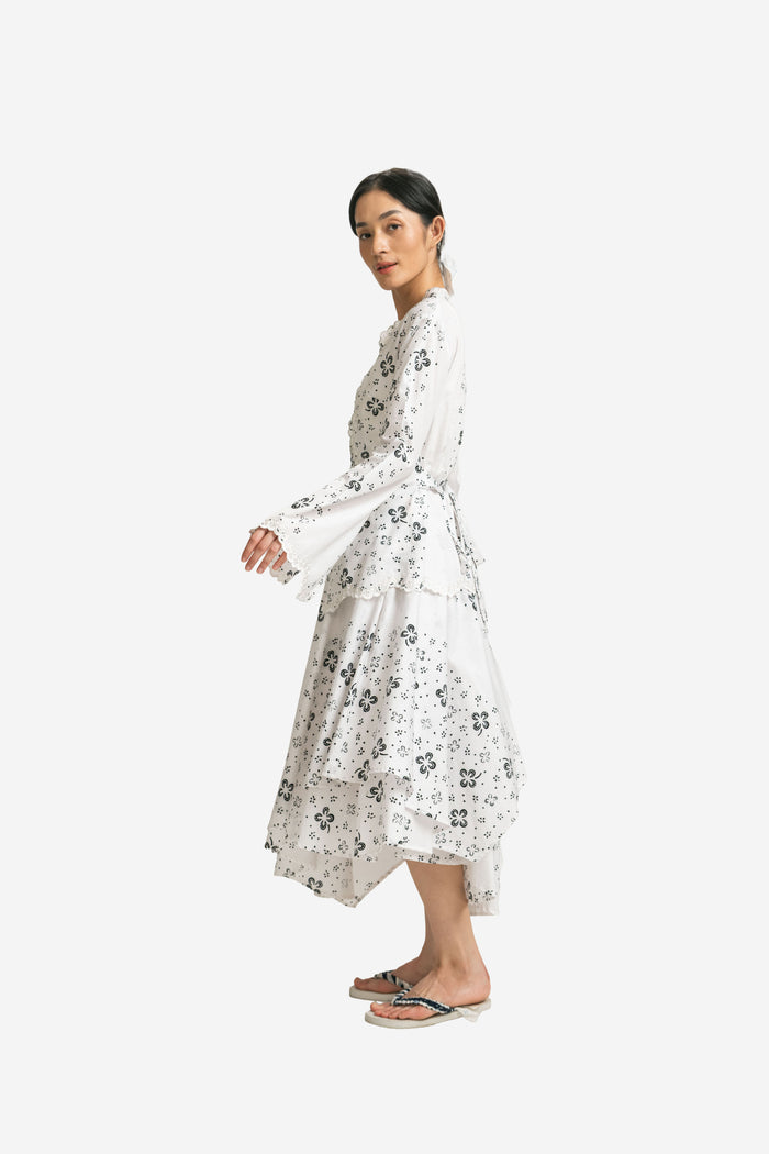 "Semanggi" - Kebaya Kaia