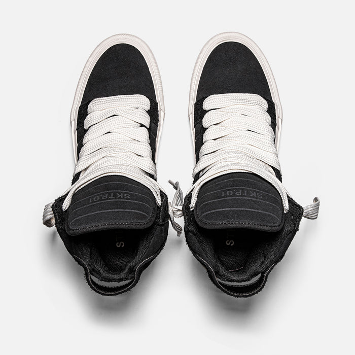 STRAYE SKTP.01 Black – top view with cushioned insole