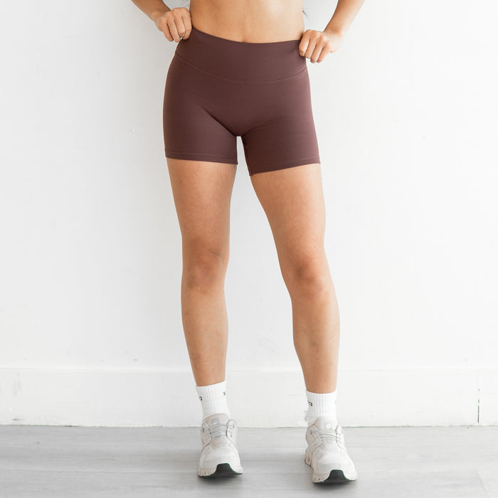SmoothSculpt Uplift V Back Short 5"