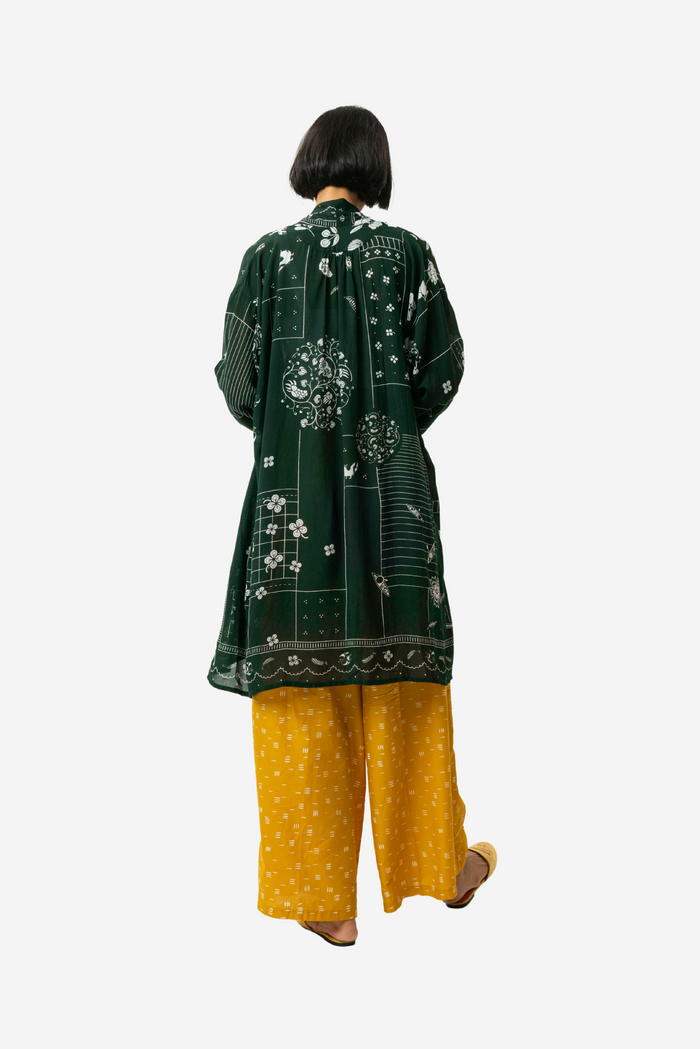 "Tambal" - Kebaya Panjang