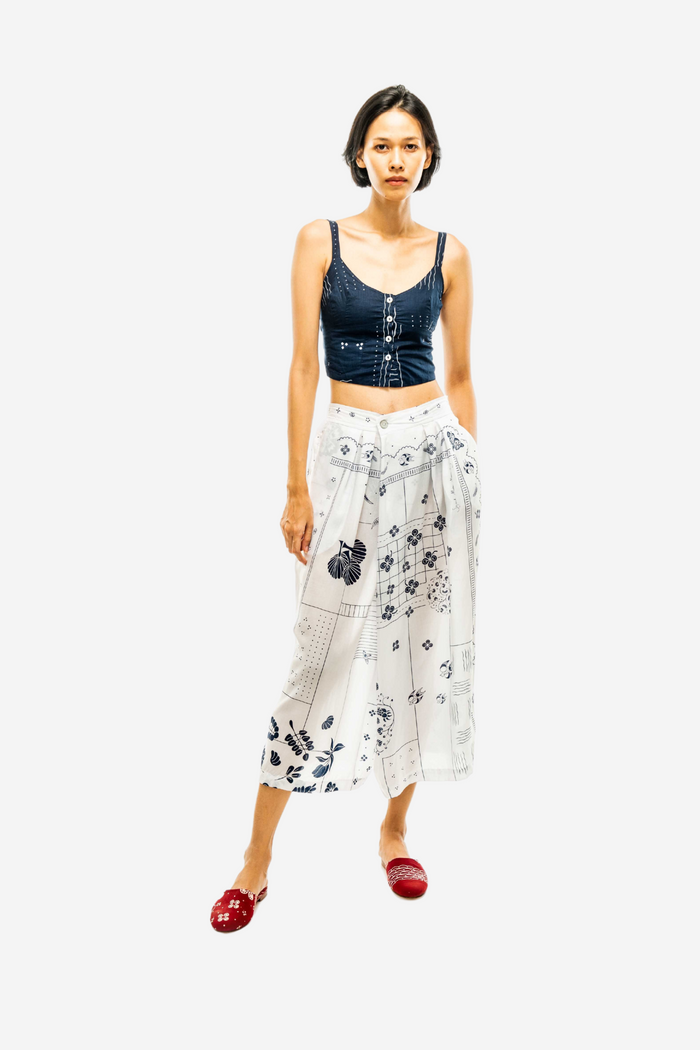 "Tambal" - Two Buttons Midi Pants